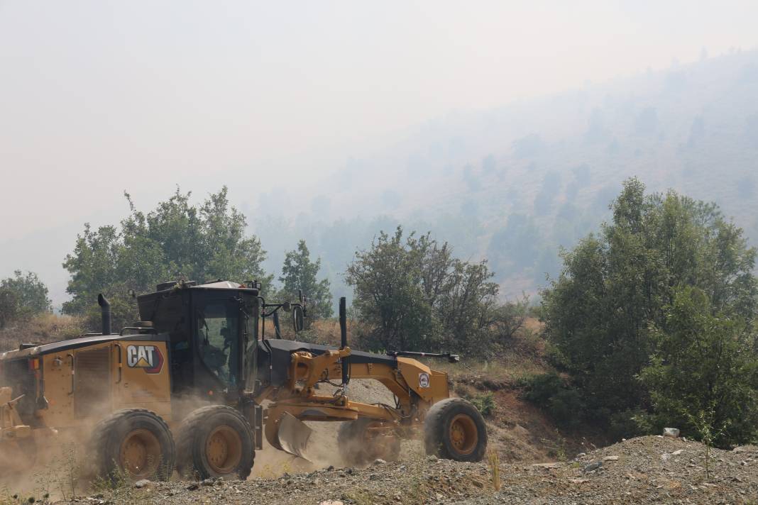 Elazığ'da orman yangını 11